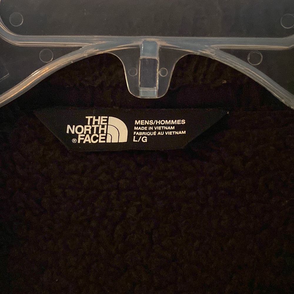 Men’s North Face winter jacket - Picture 2 of 6